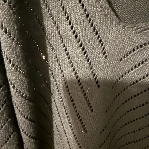 SHEIN Elegant Black V-Neck Sweater - Picture 2 of 3